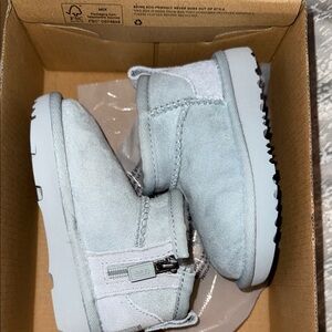 UGG Toddler Boots Color Sea Foam
